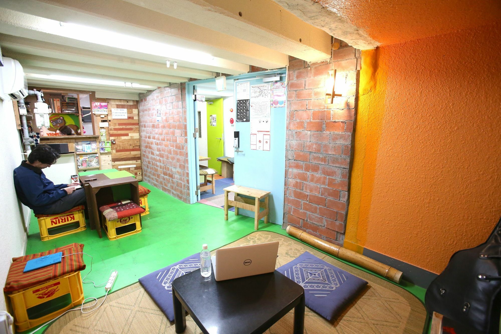 Yadoya Guest House Orange Tokyo Exterior photo