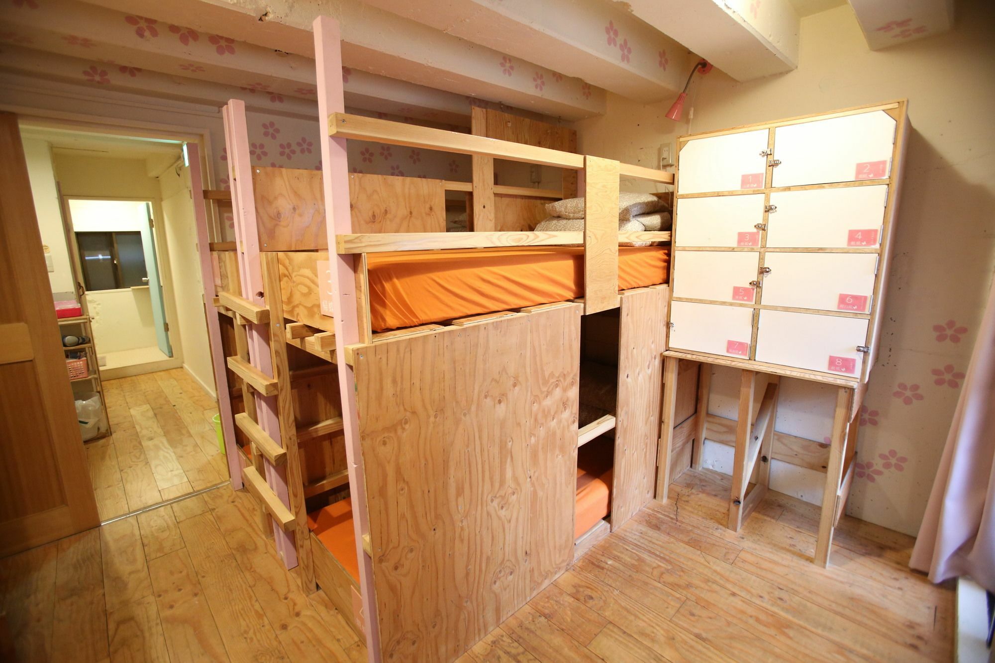 Yadoya Guest House Orange Tokyo Exterior photo